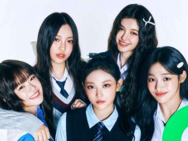 group photo of the original lineup for NewJeans