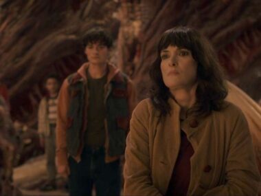 Joyce from the Stranger Things series finale