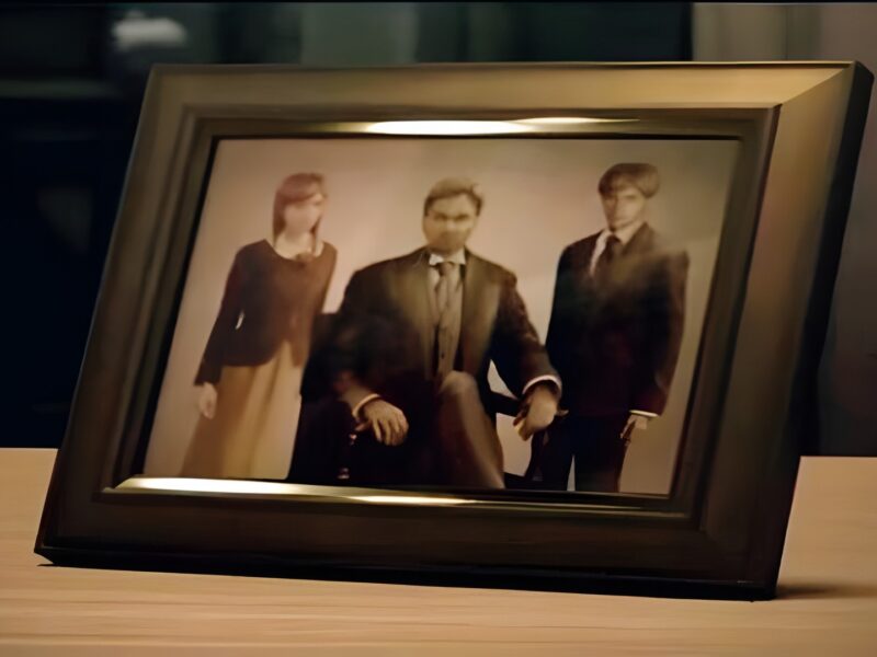 family portrait of the Ashford family in Resident Evil Code: Veronica