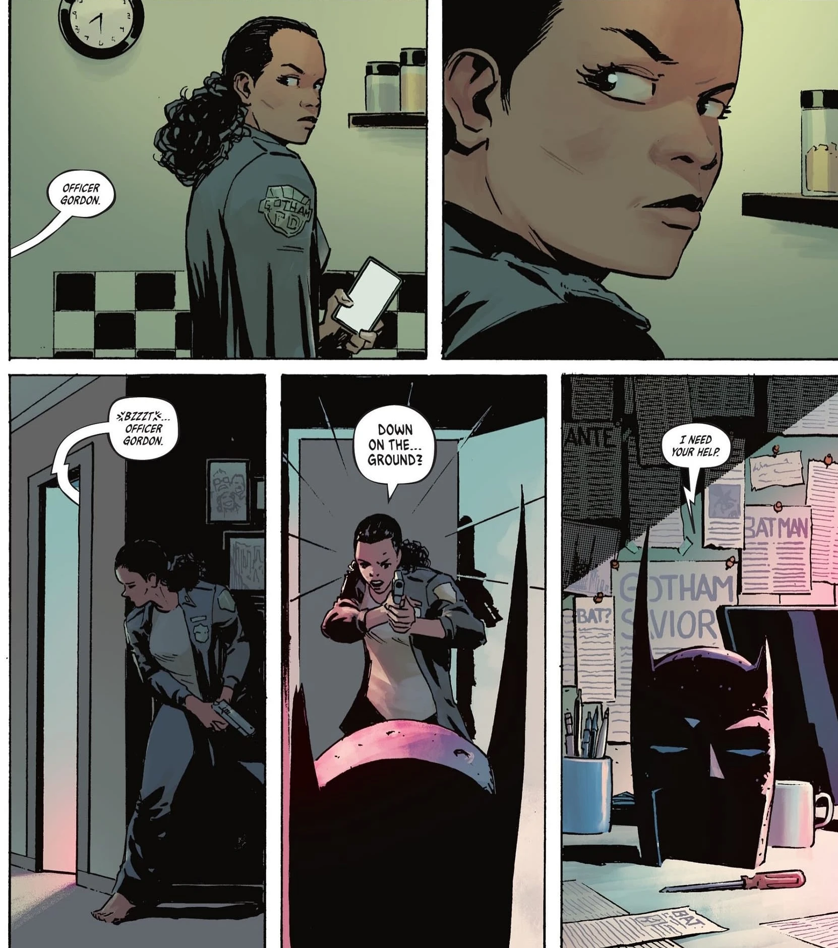 Batman reaches out to Barbara via his cowl